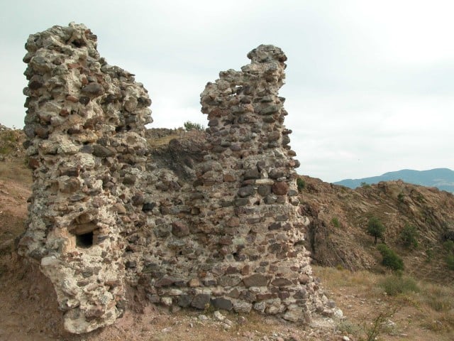 Fortress " Monyak "